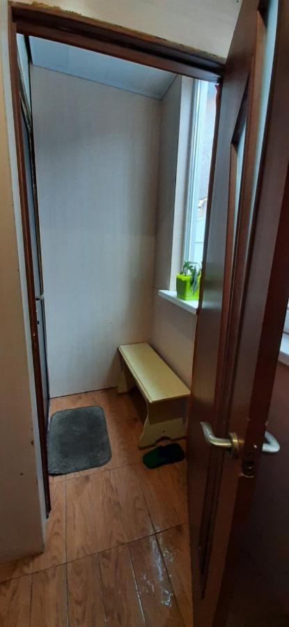Дом С Удобствами, Возле 3 Городской Больницы 체르카시 외부 사진